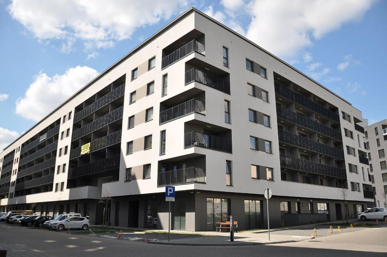 Q Apart Grand - Klimatyzowane 3 Pokojowe Apartamenty Przy Manufakturze Z Garazem Gratis, Fv Łódź Kültér fotó