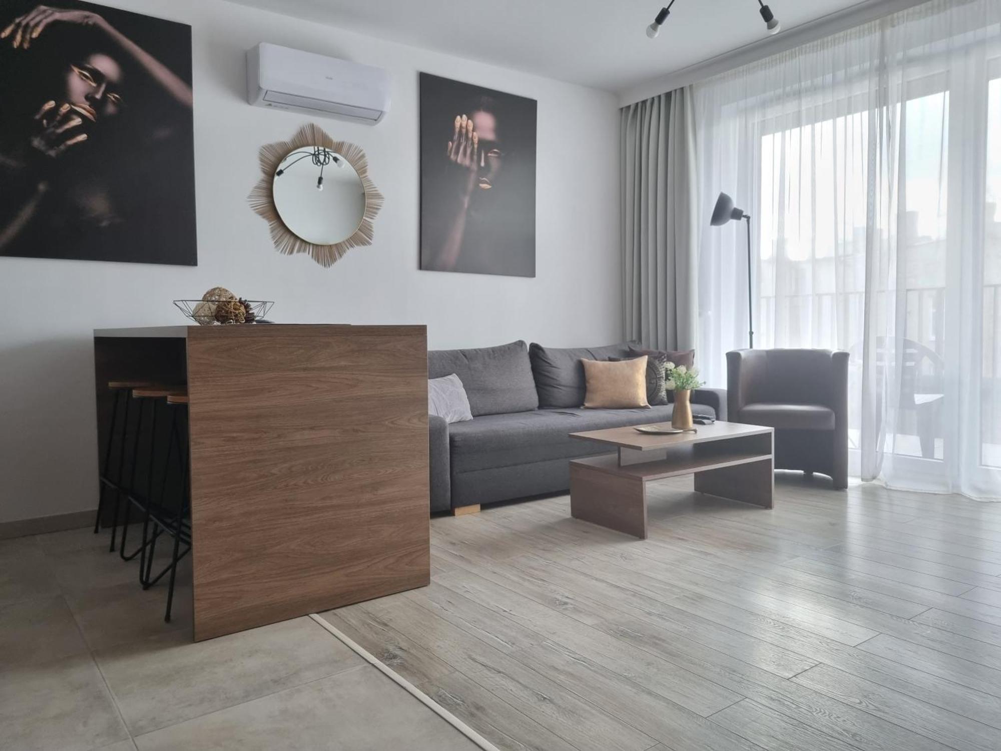 Q Apart Grand - Klimatyzowane 3 Pokojowe Apartamenty Przy Manufakturze Z Garazem Gratis, Fv Łódź Kültér fotó
