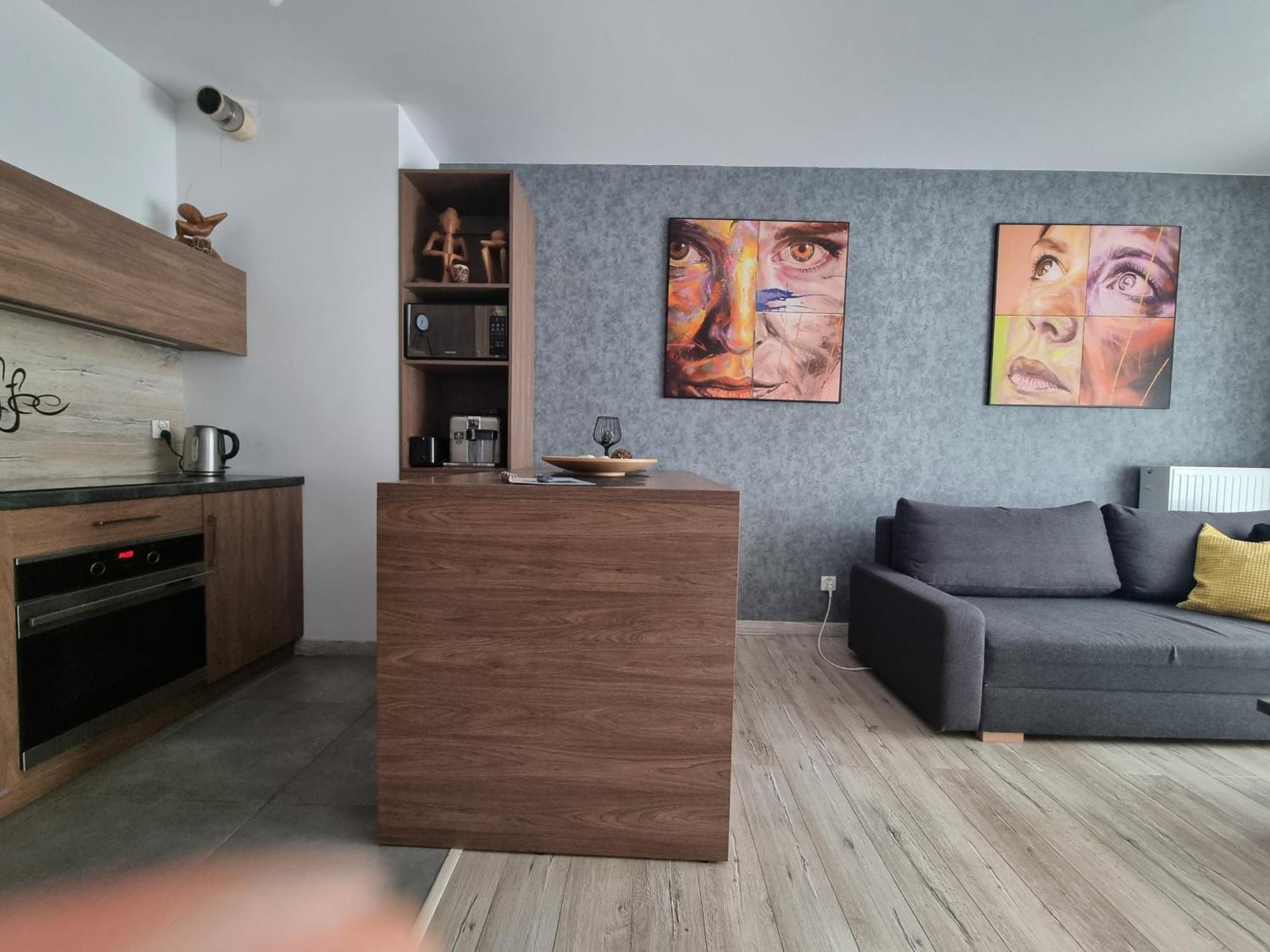 Q Apart Grand - Klimatyzowane 3 Pokojowe Apartamenty Przy Manufakturze Z Garazem Gratis, Fv Łódź Kültér fotó